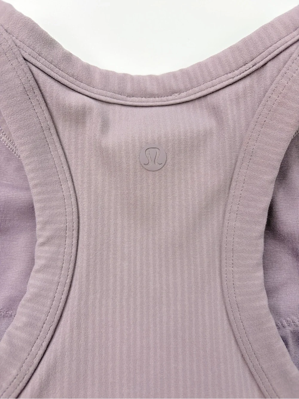 HTF‎ Lululemon Blissful Bend Tank Top Violet Verbena GUC sz 4